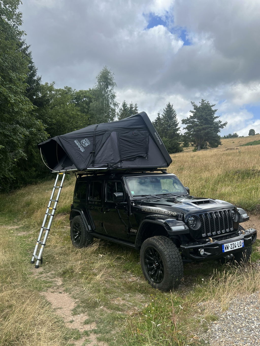 iKamper Skycamp 3.0 tente de toit 4 places noire