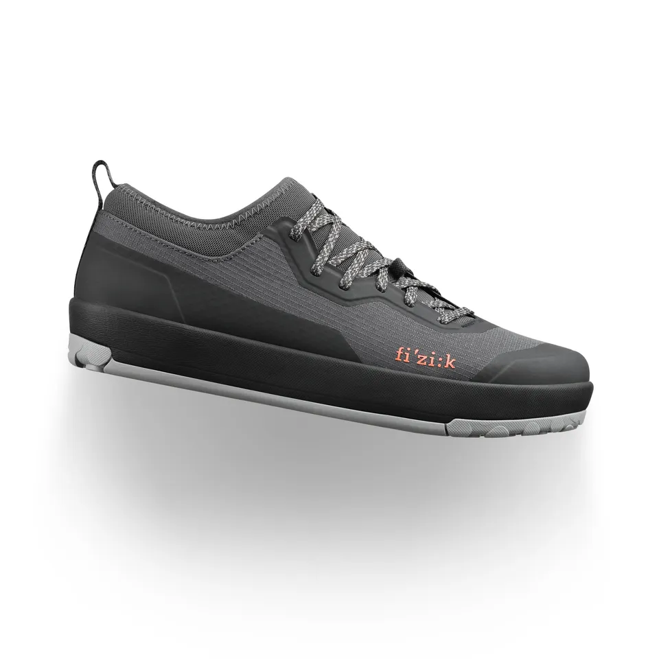 Fizik Versor 2 chaussure VTT 42 Vibram lacets