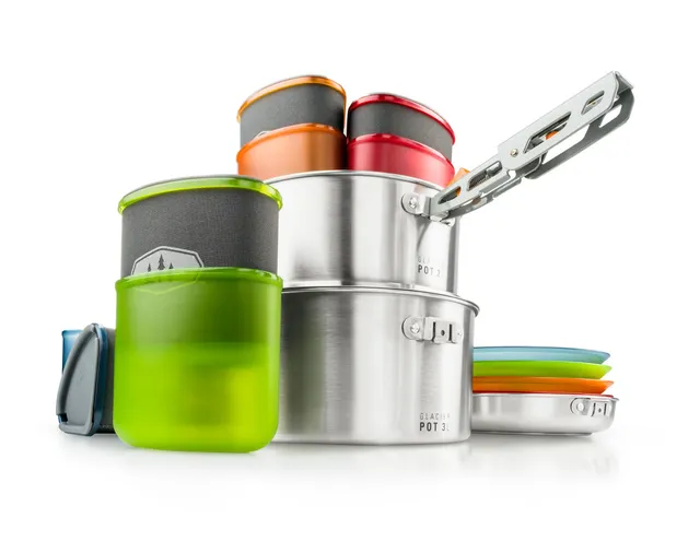 GSI Glacier Stainless Camper popote inox 4 personnes 3 L