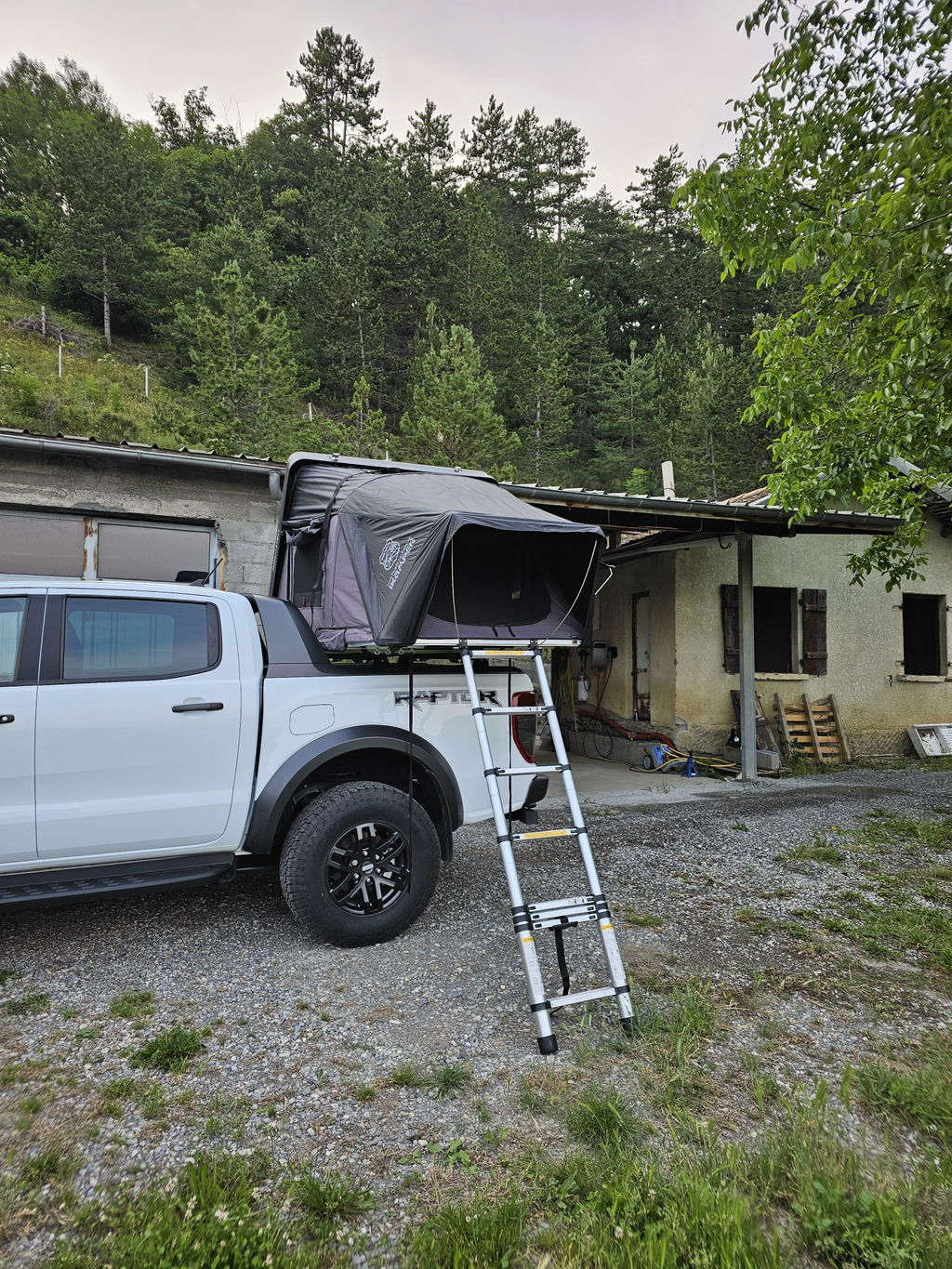 iKamper Skycamp 3.0 Mini tente de toit 2 places Noir